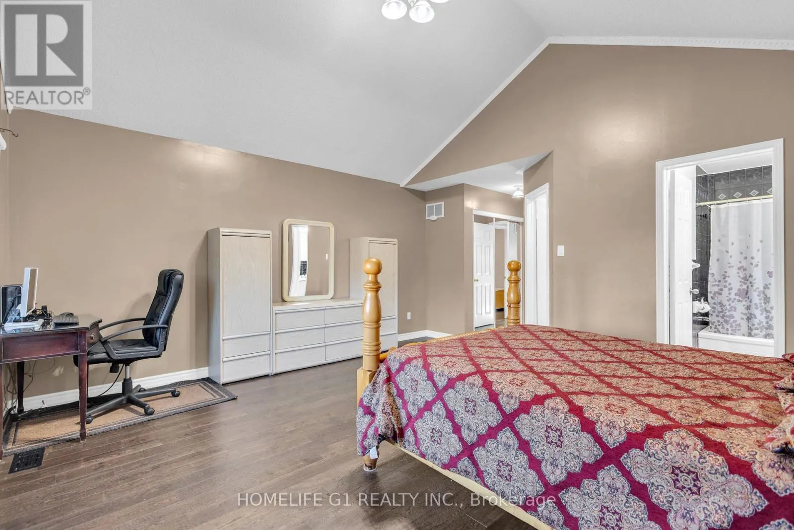 51 ROCKY MOUNTAIN CRESCENT