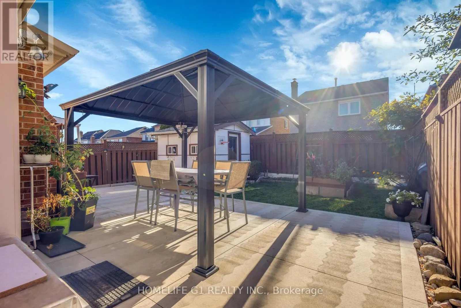 51 ROCKY MOUNTAIN CRESCENT