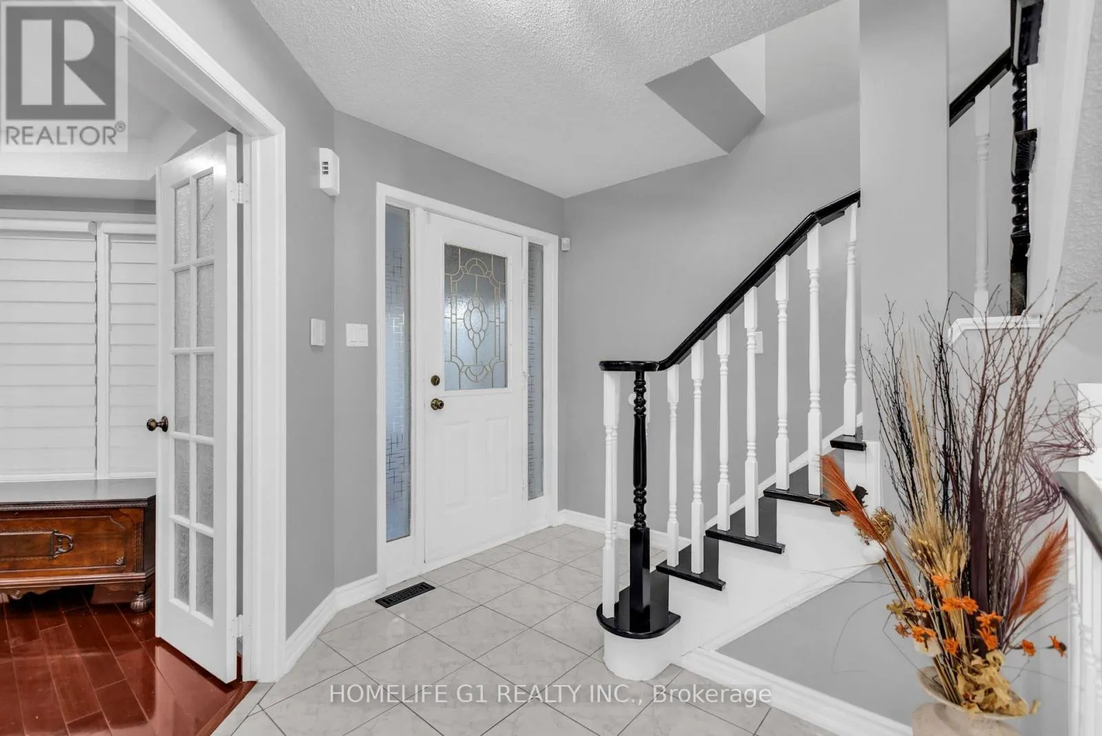 51 ROCKY MOUNTAIN CRESCENT