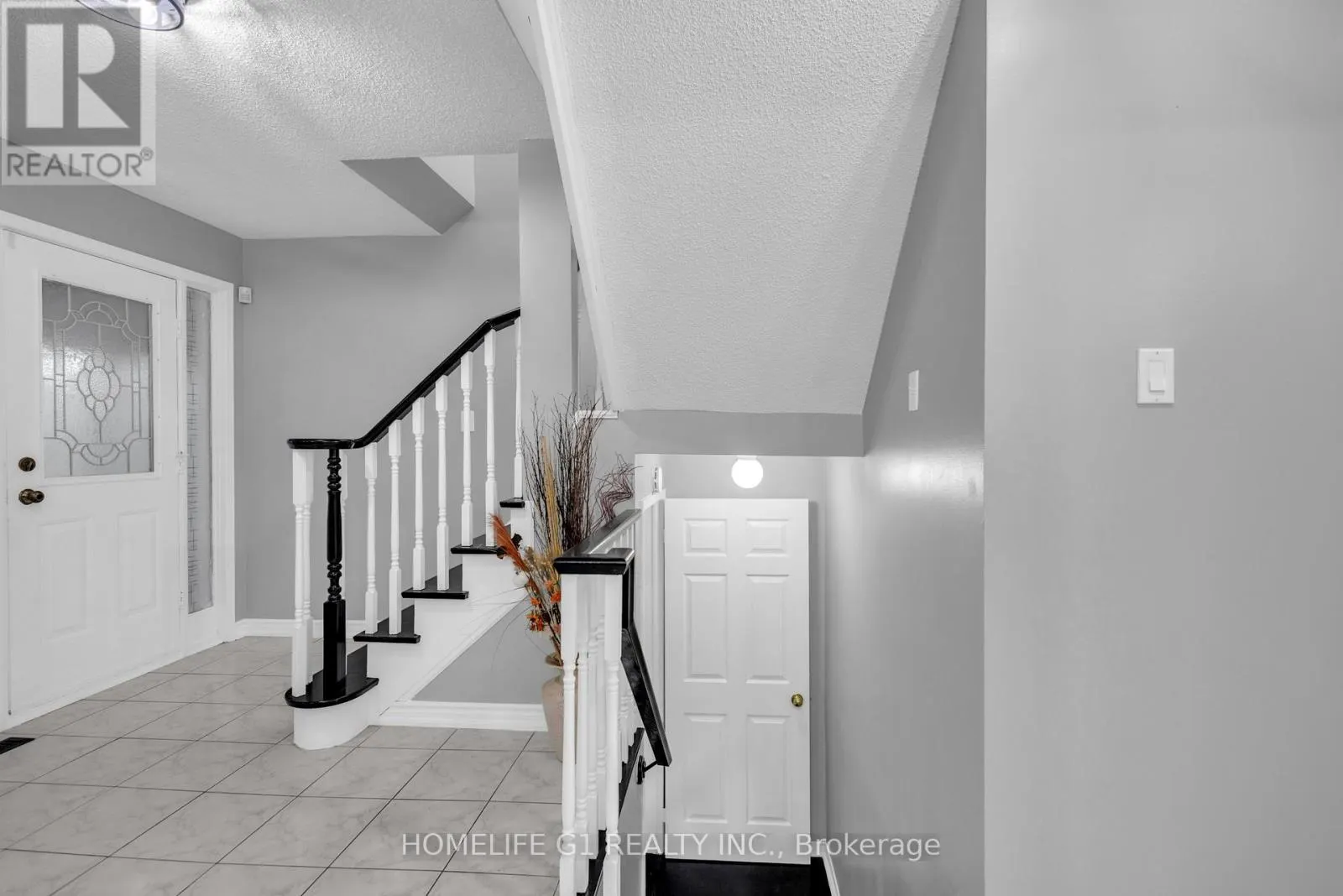 51 ROCKY MOUNTAIN CRESCENT