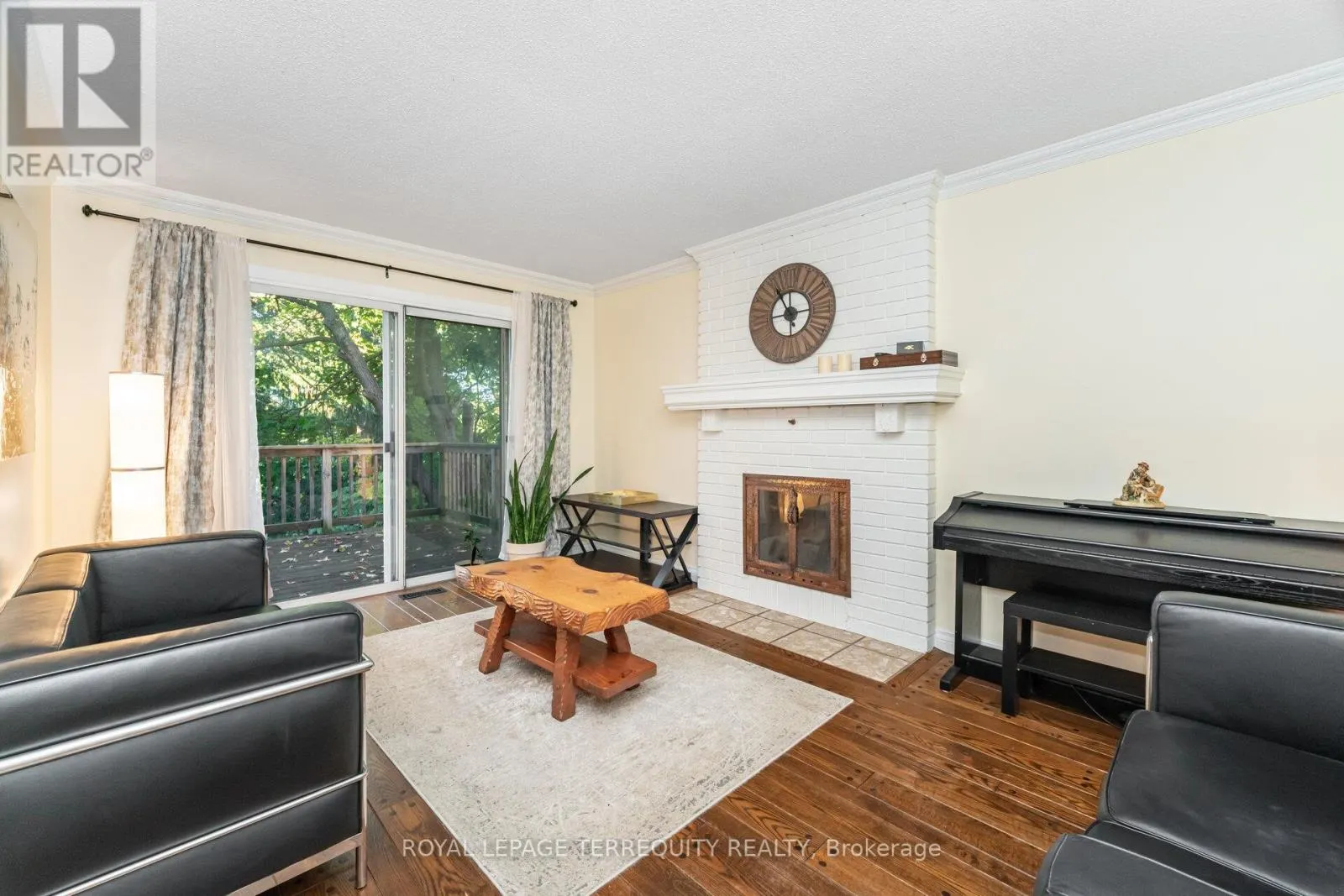4085 WHEELWRIGHT CRESCENT