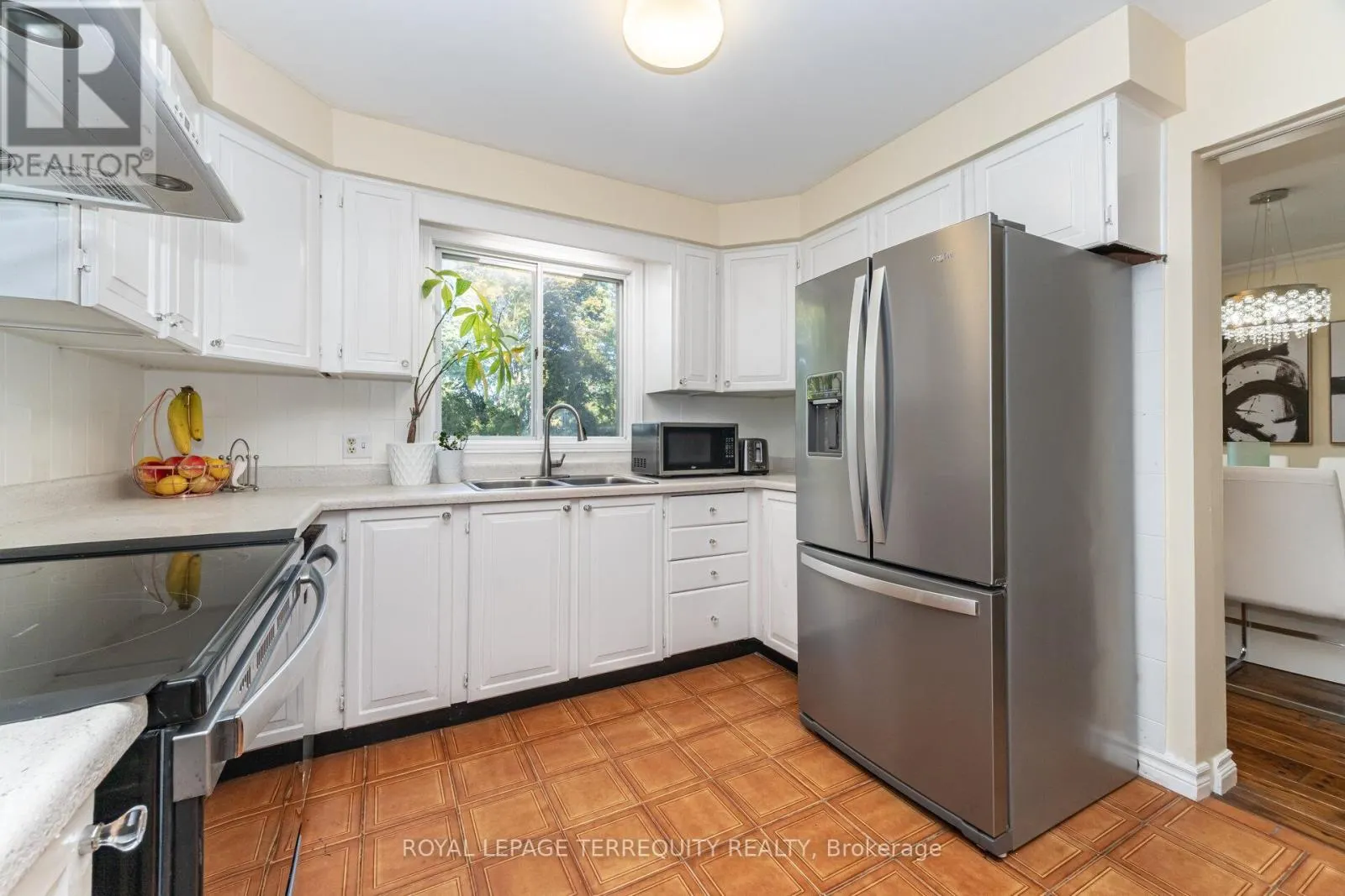 4085 WHEELWRIGHT CRESCENT