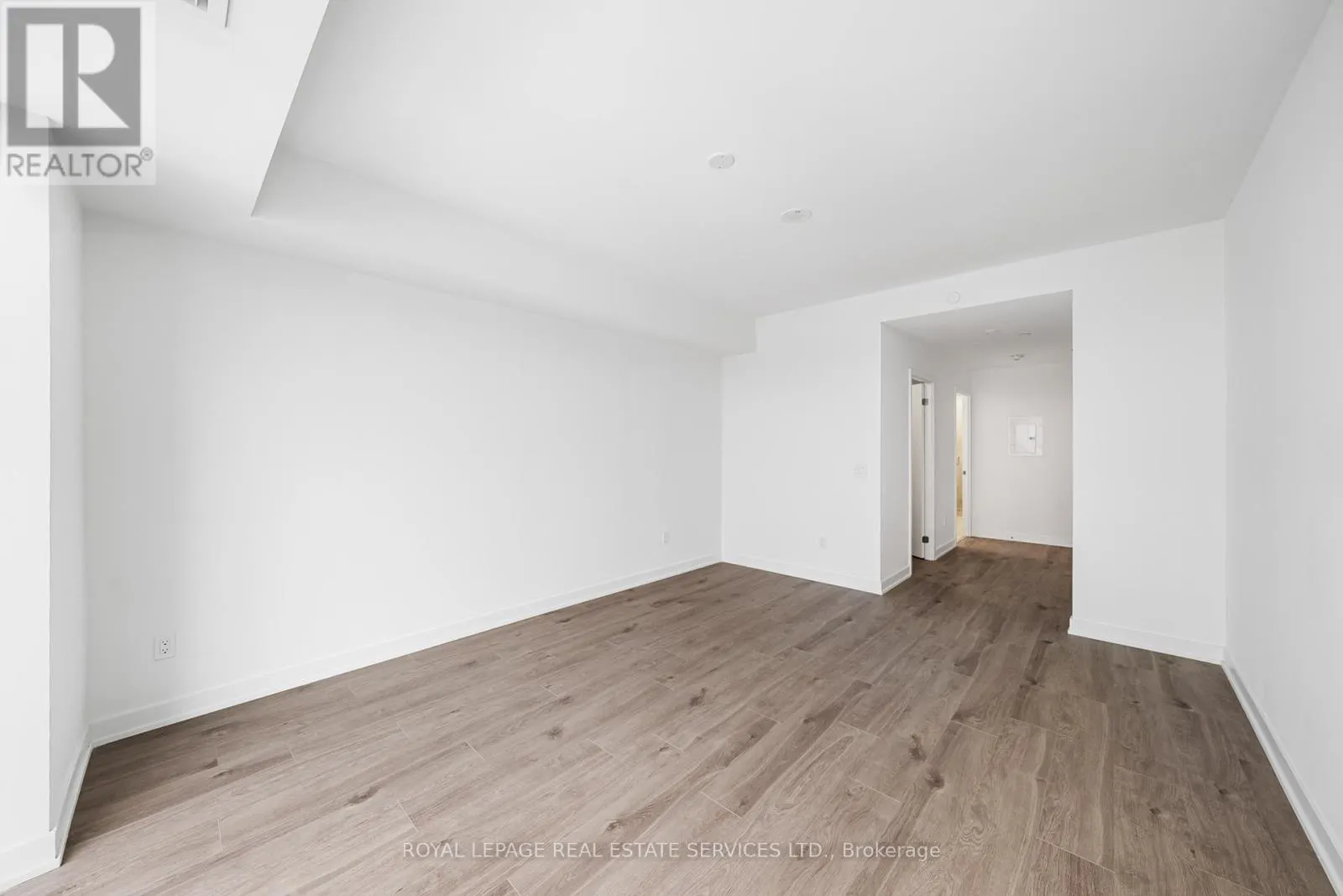 1411 - 1035 SOUTHDOWN ROAD