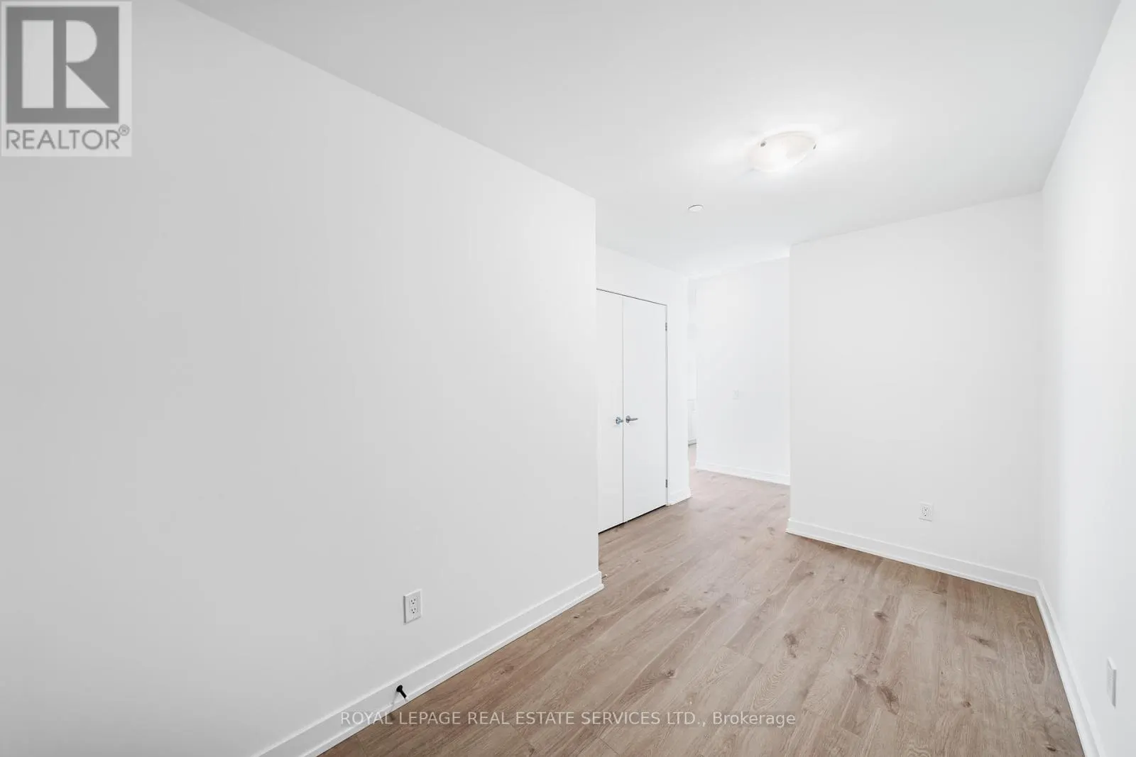 1411 - 1035 SOUTHDOWN ROAD