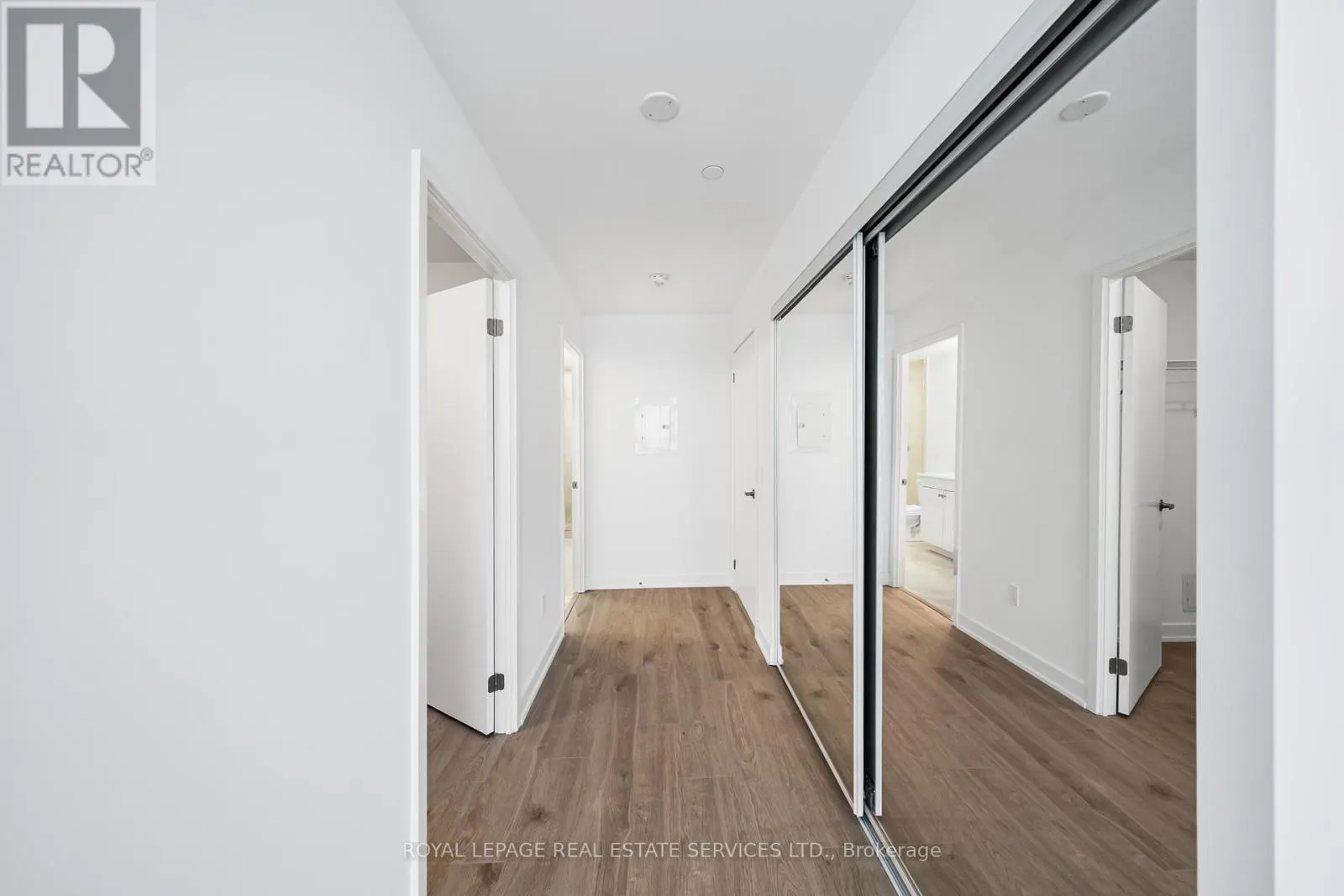 1411 - 1035 SOUTHDOWN ROAD