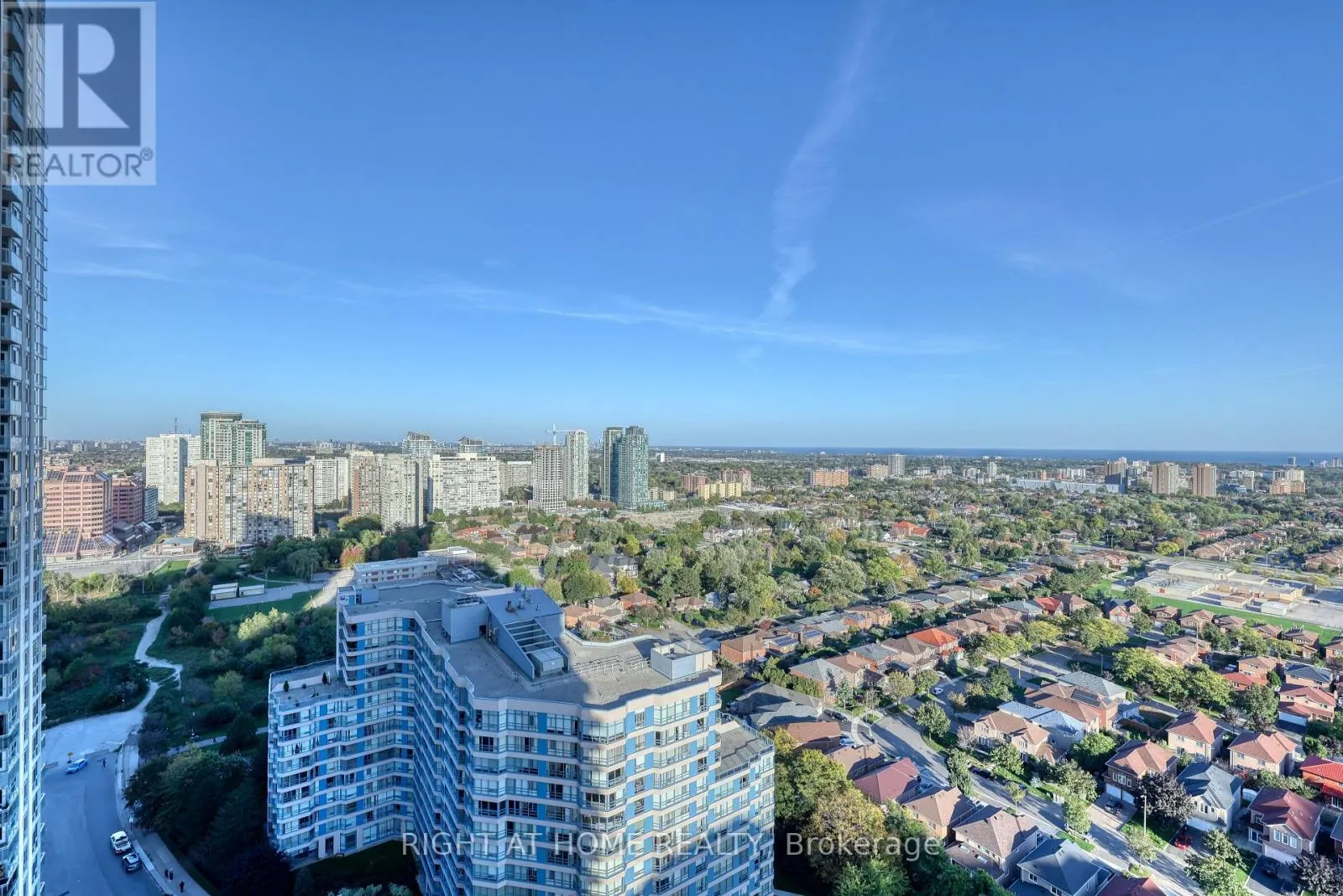 2807 - 3880 DUKE OF YORK BOULEVARD