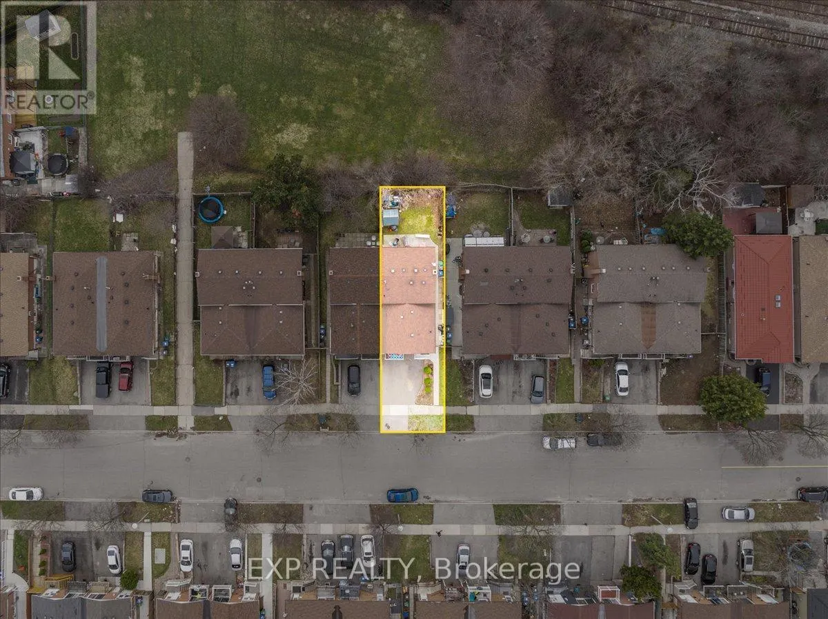 135 MILL STREET N