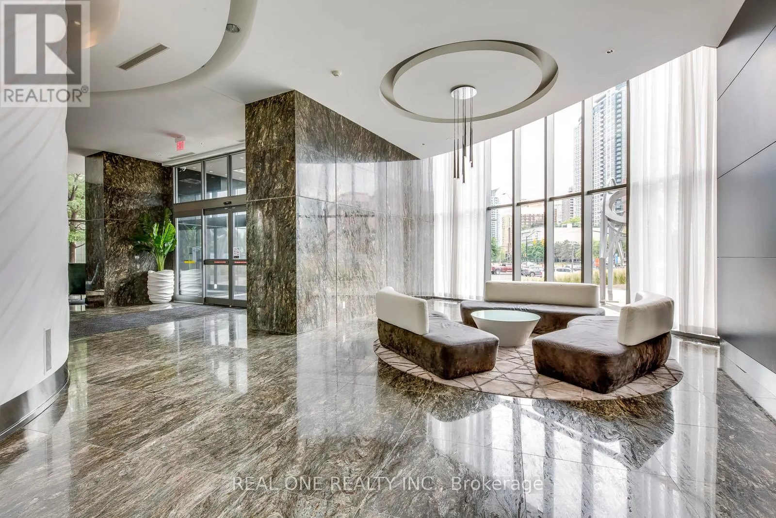 4402 - 60 ABSOLUTE AVENUE