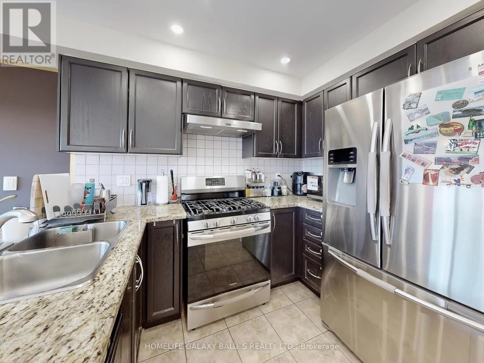 493 NAIRN CIRCLE
