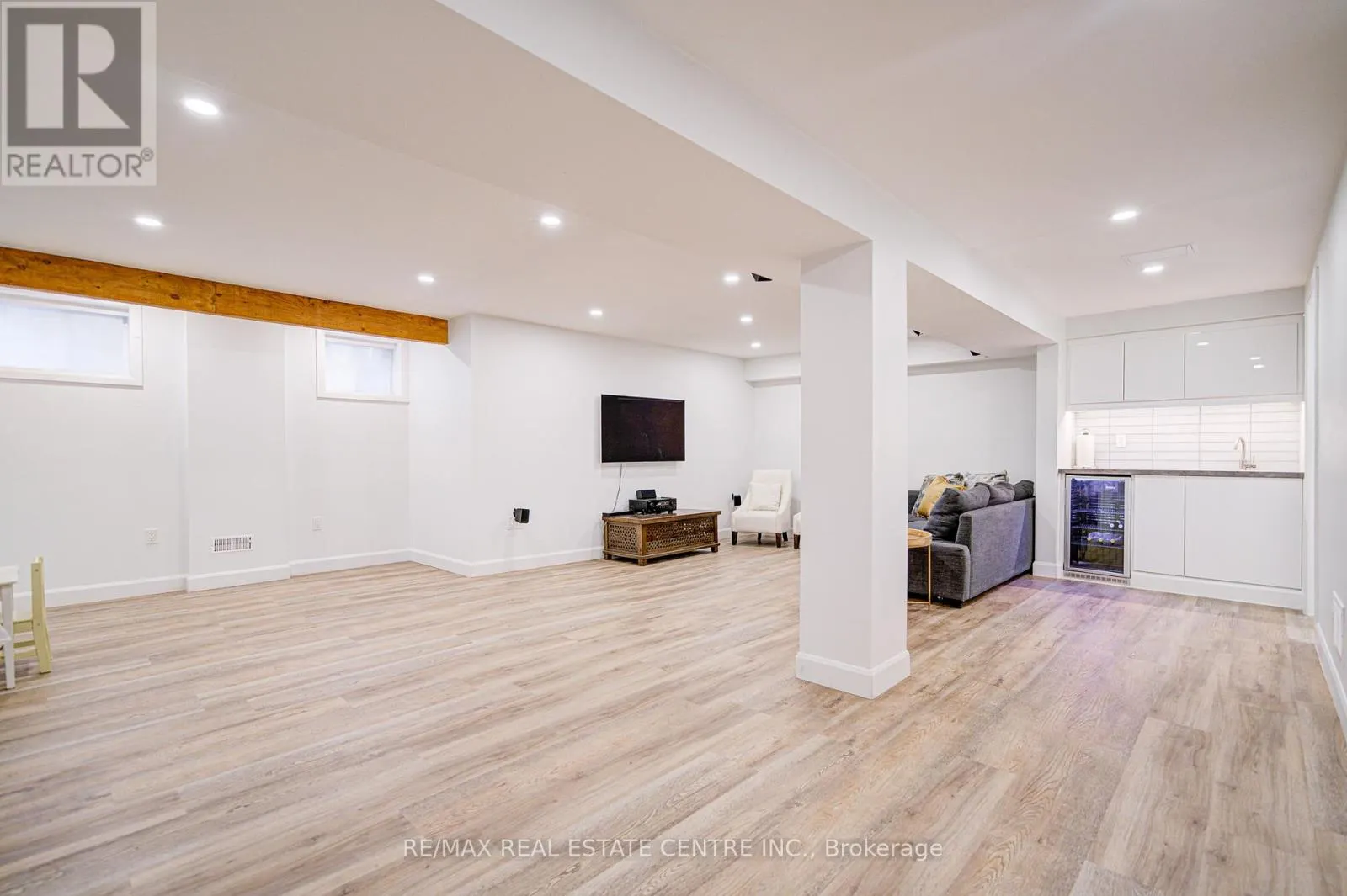 3268 CLOISE WAY