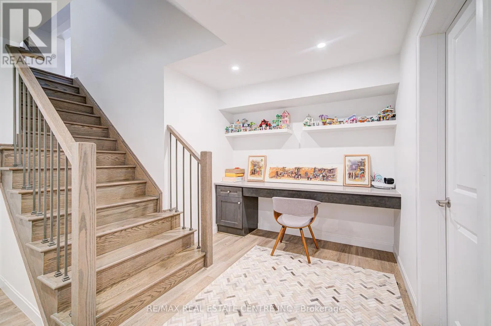 3268 CLOISE WAY