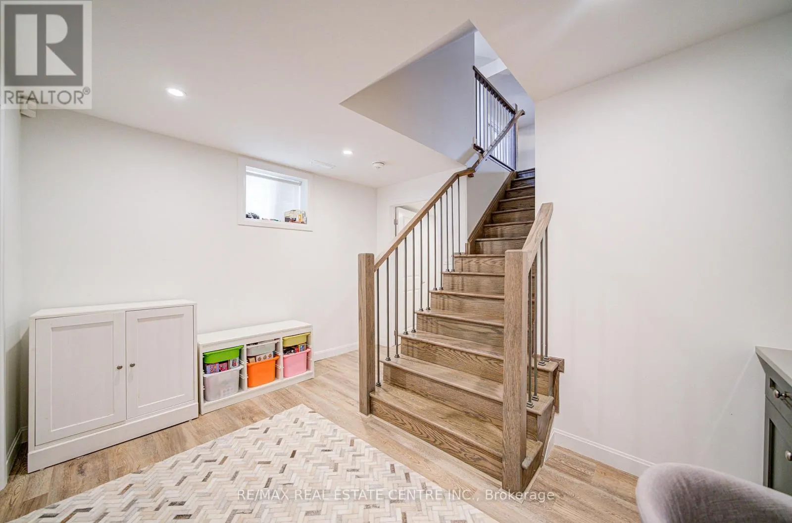 3268 CLOISE WAY