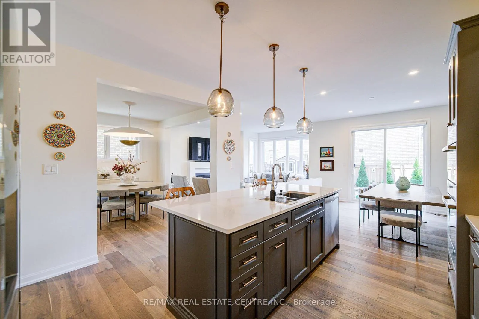 3268 CLOISE WAY