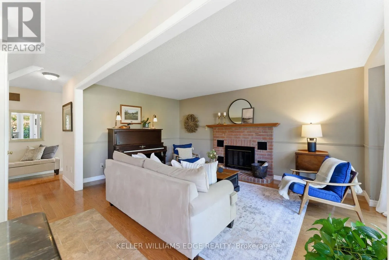 2163 WINDING WAY