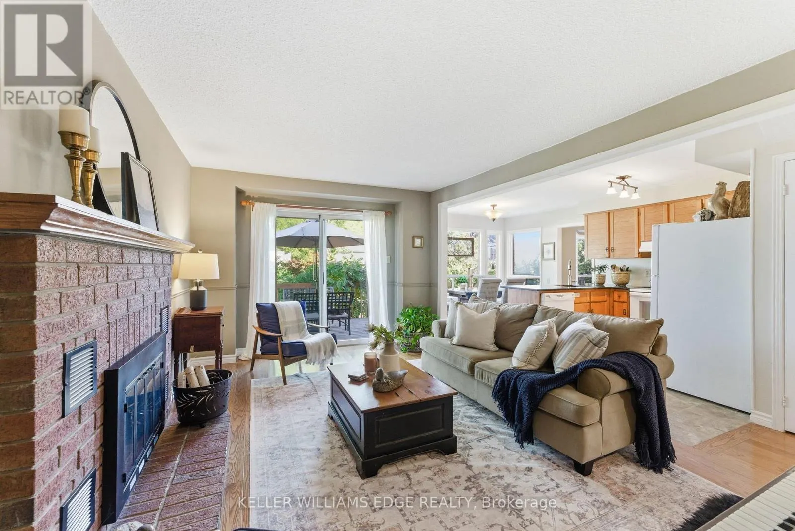 2163 WINDING WAY