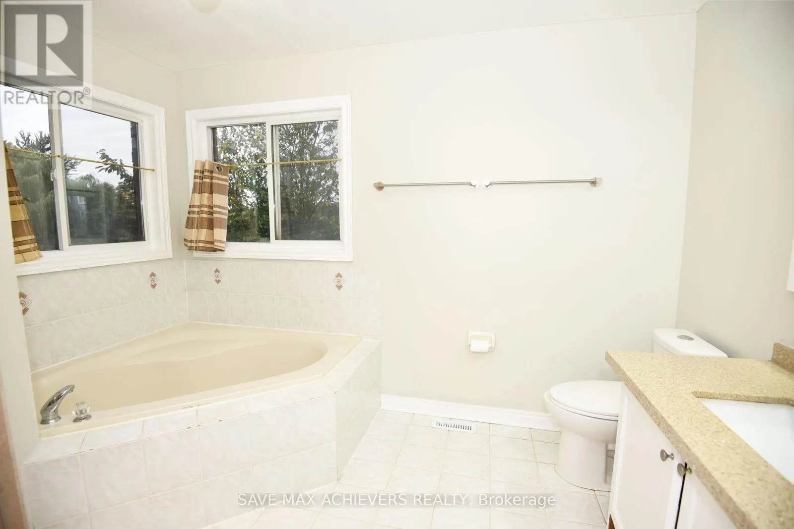 521 NAVIGATOR DRIVE