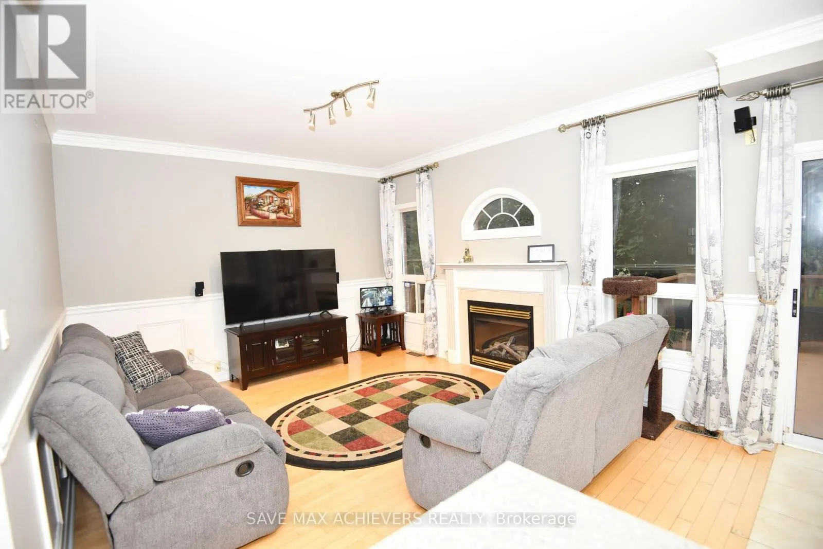 521 NAVIGATOR DRIVE