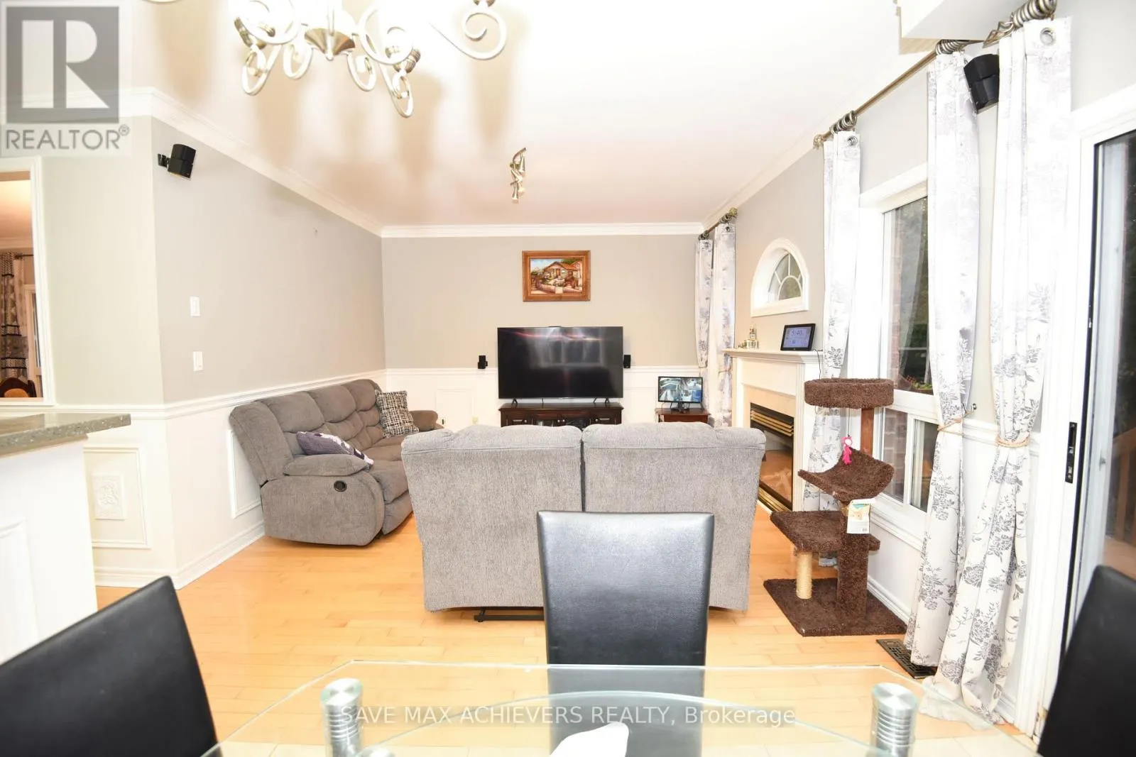 521 NAVIGATOR DRIVE