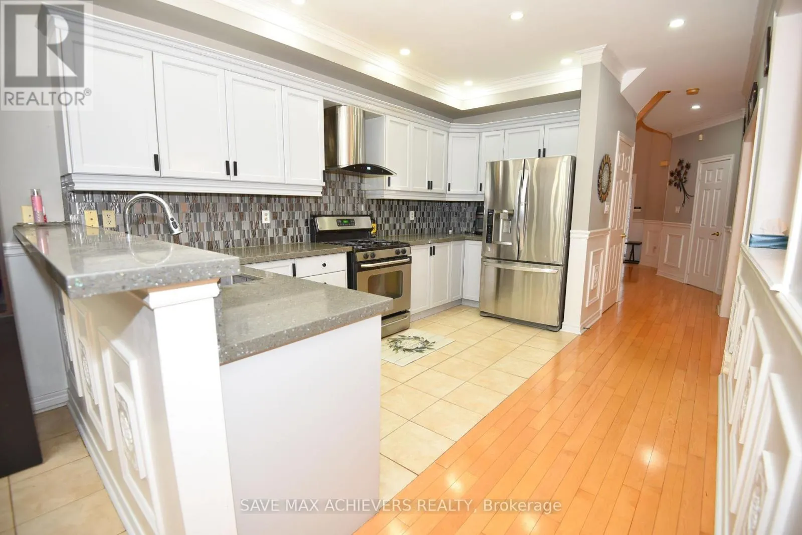 521 NAVIGATOR DRIVE