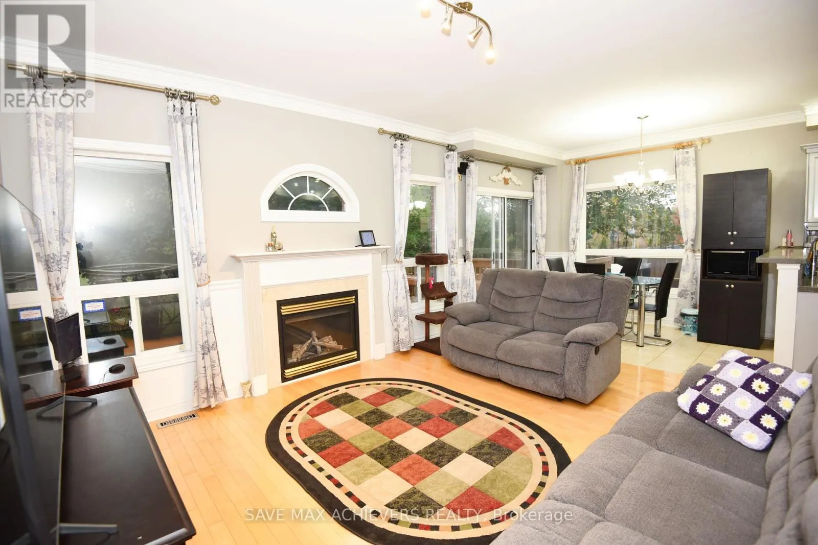 521 NAVIGATOR DRIVE