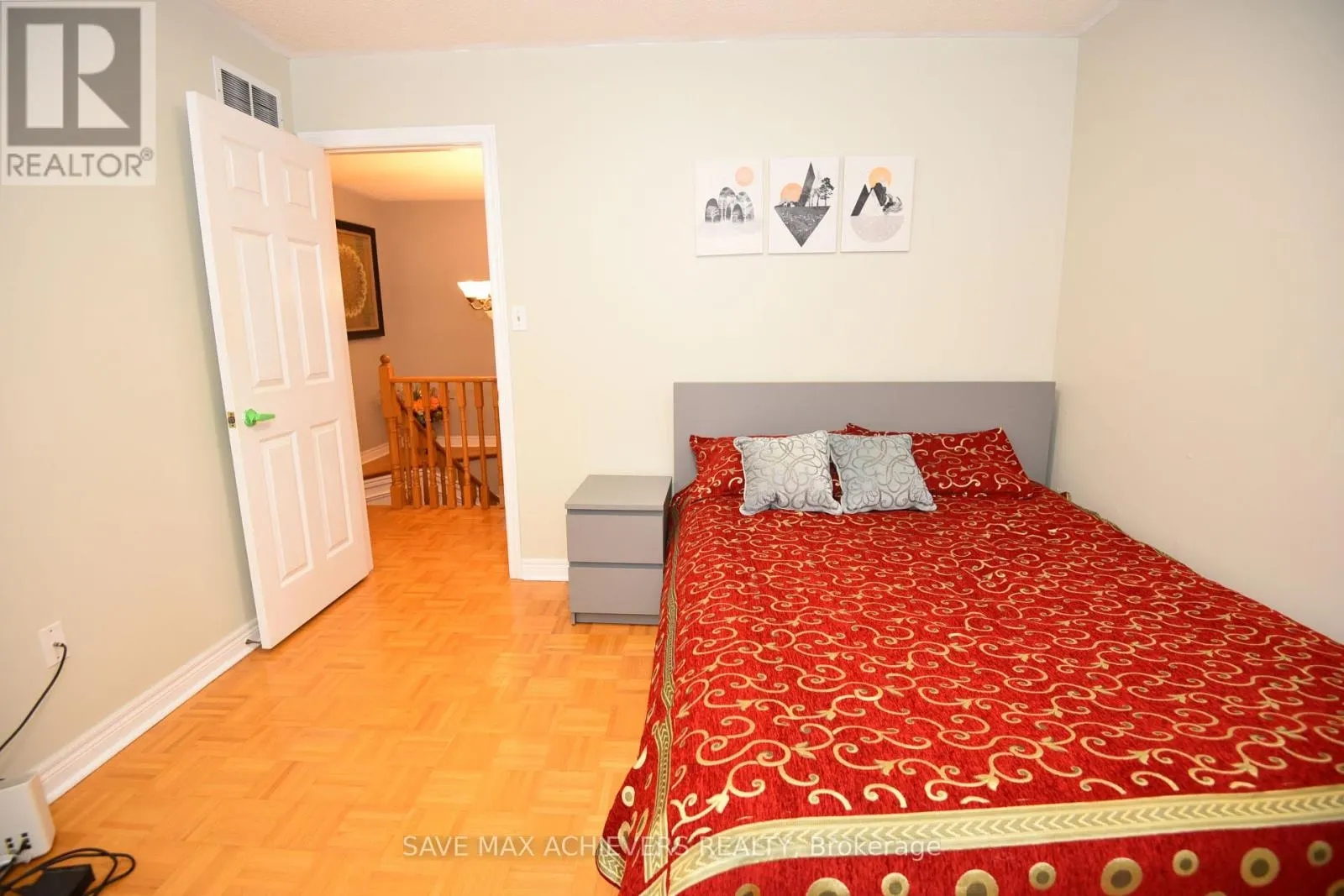 521 NAVIGATOR DRIVE