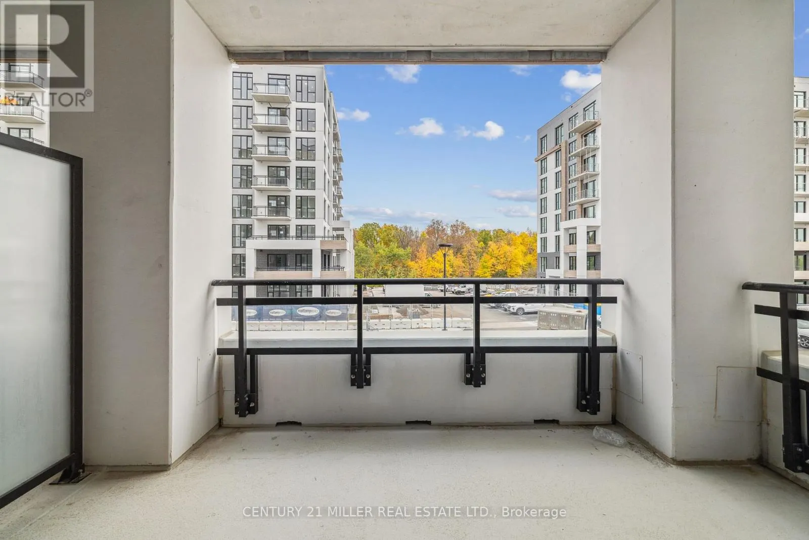 206 - 720 WHITLOCK AVENUE