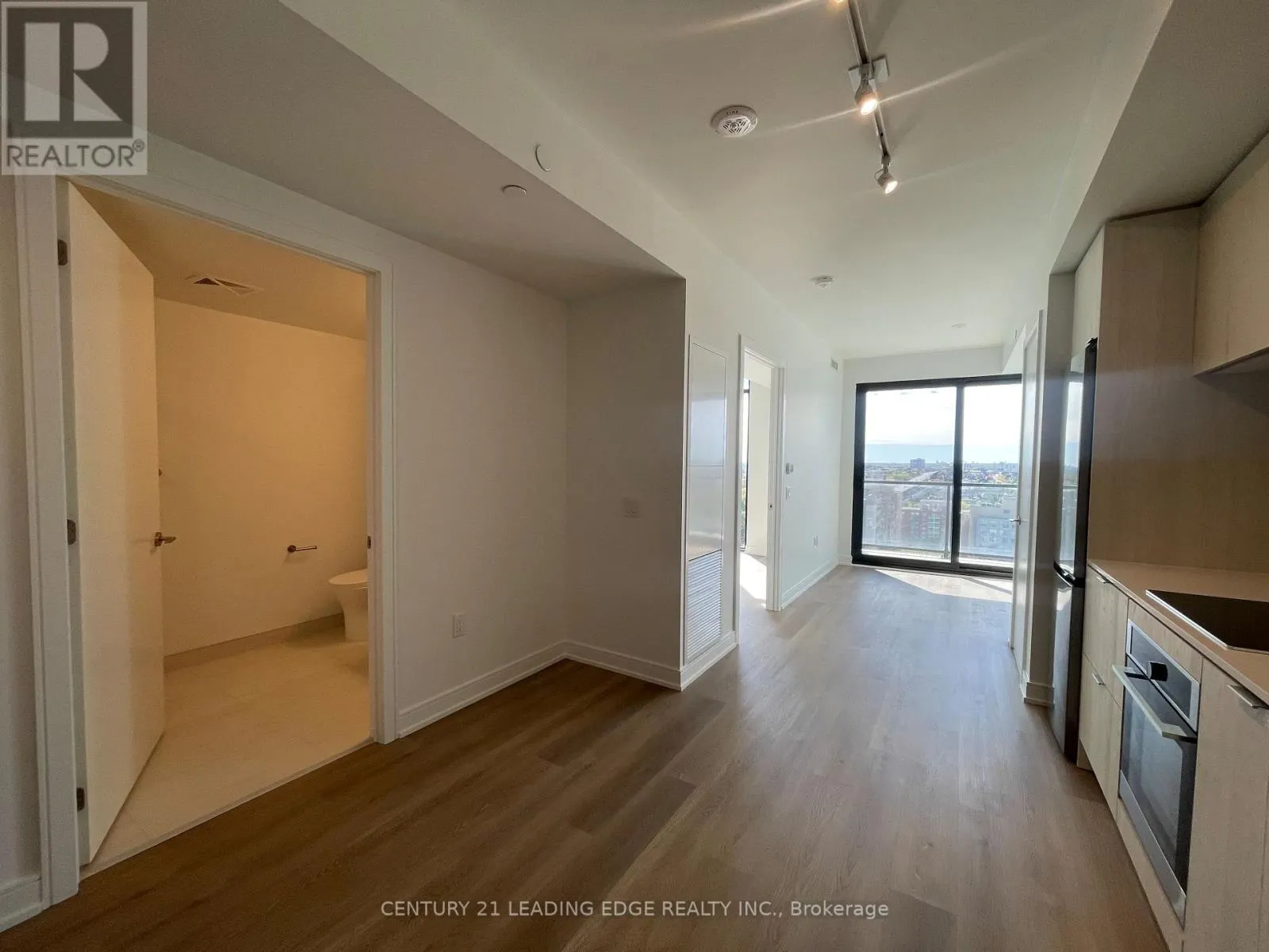 1611 - 3009 NOVAR ROAD