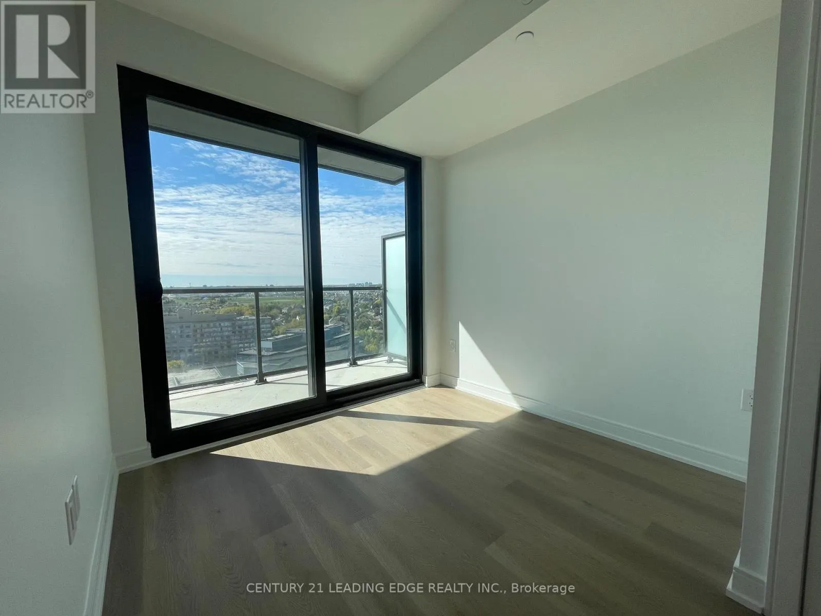 1611 - 3009 NOVAR ROAD