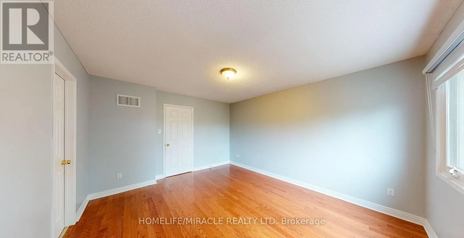 36 MANNEL CRESCENT