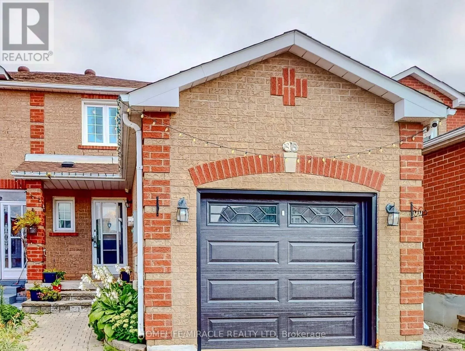 36 MANNEL CRESCENT