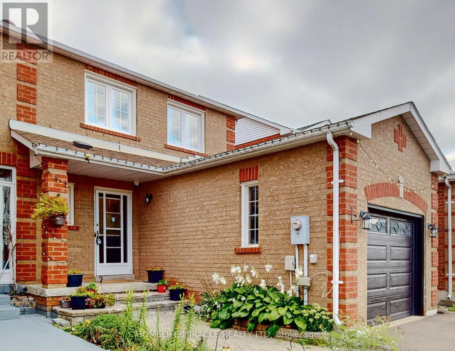 36 MANNEL CRESCENT
