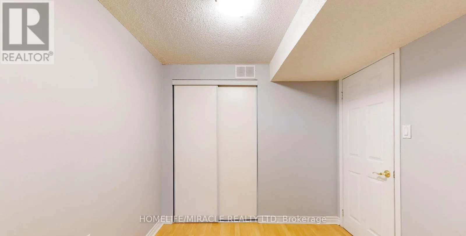 36 MANNEL CRESCENT