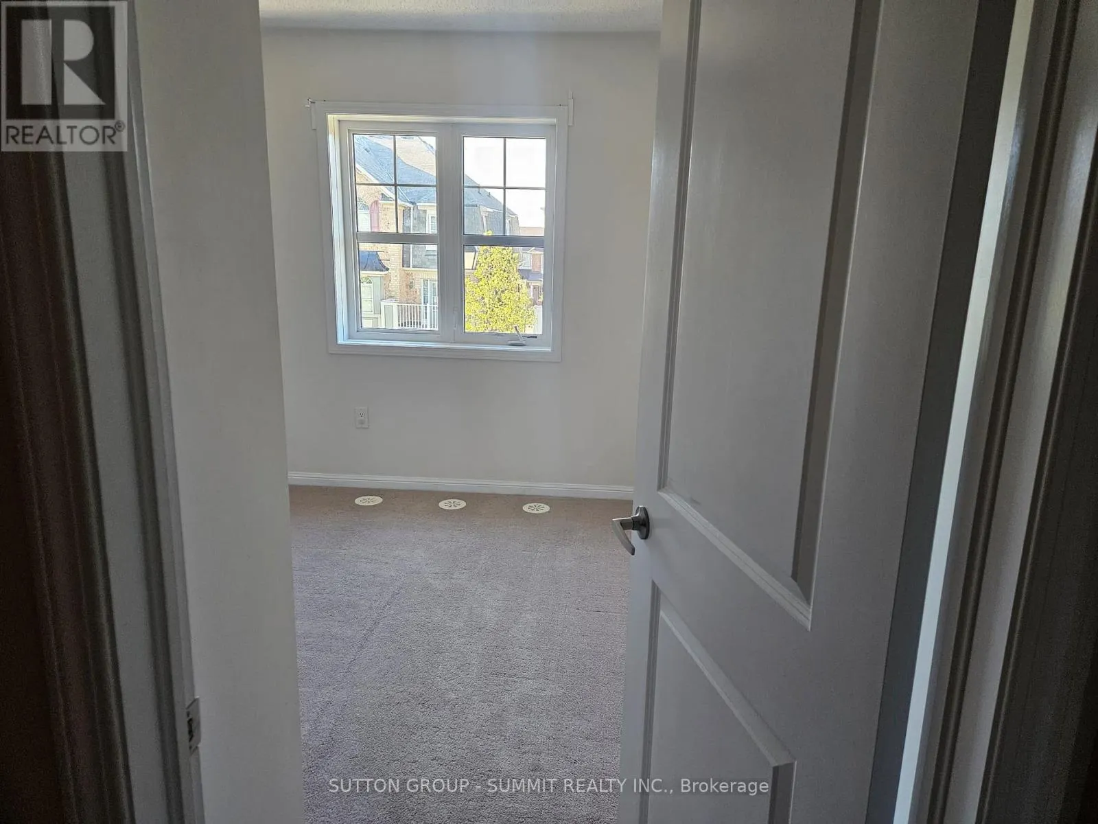 240 SEPTIMUS HEIGHTS