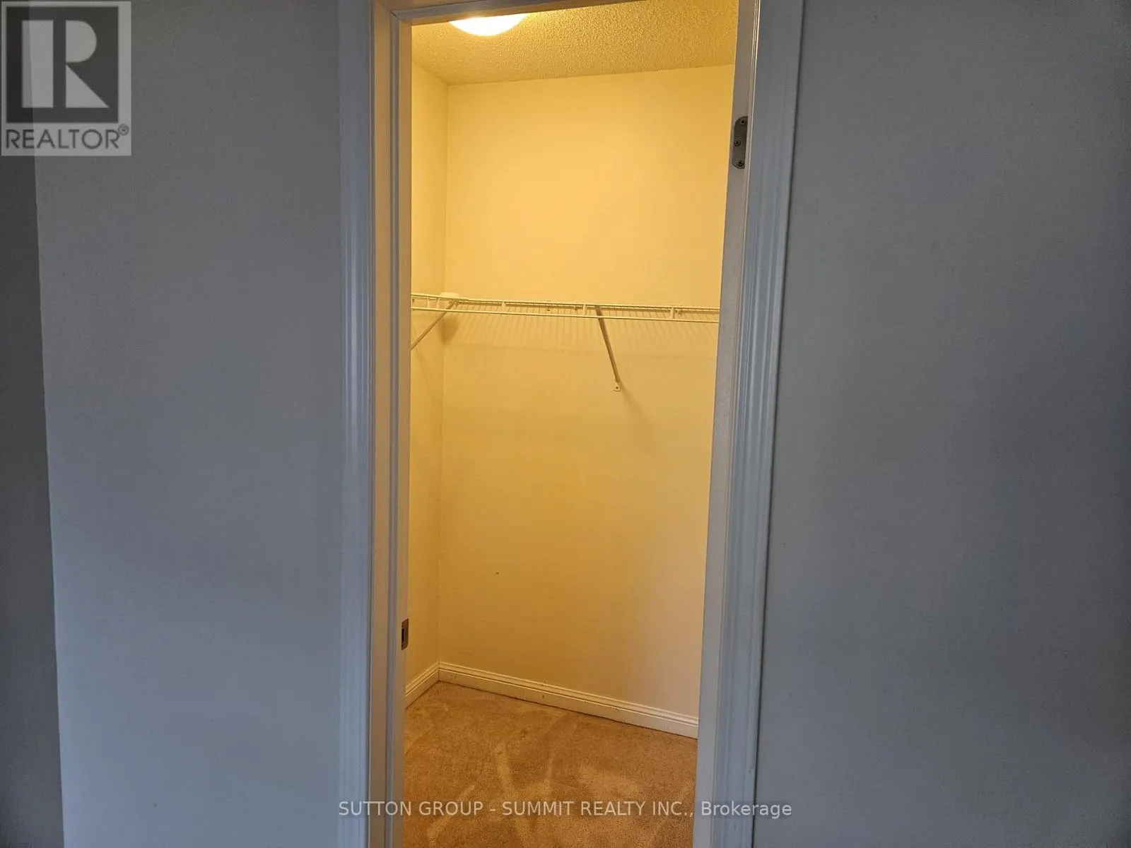 240 SEPTIMUS HEIGHTS