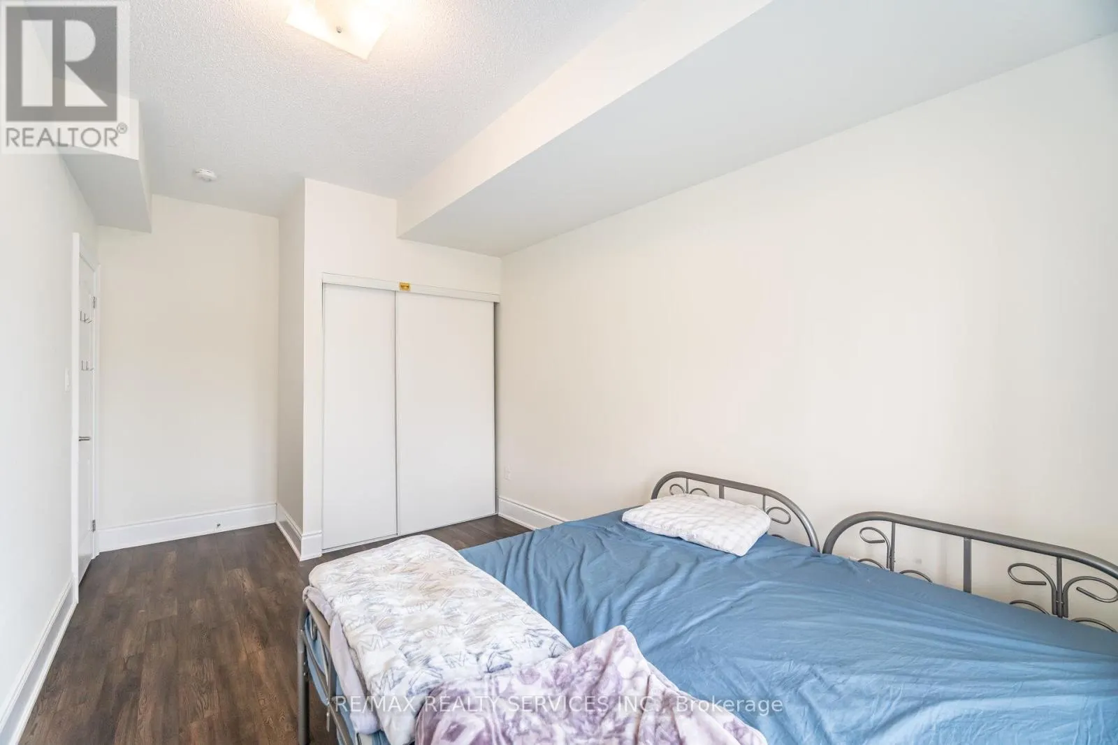 38 FOXSPARROW ROAD