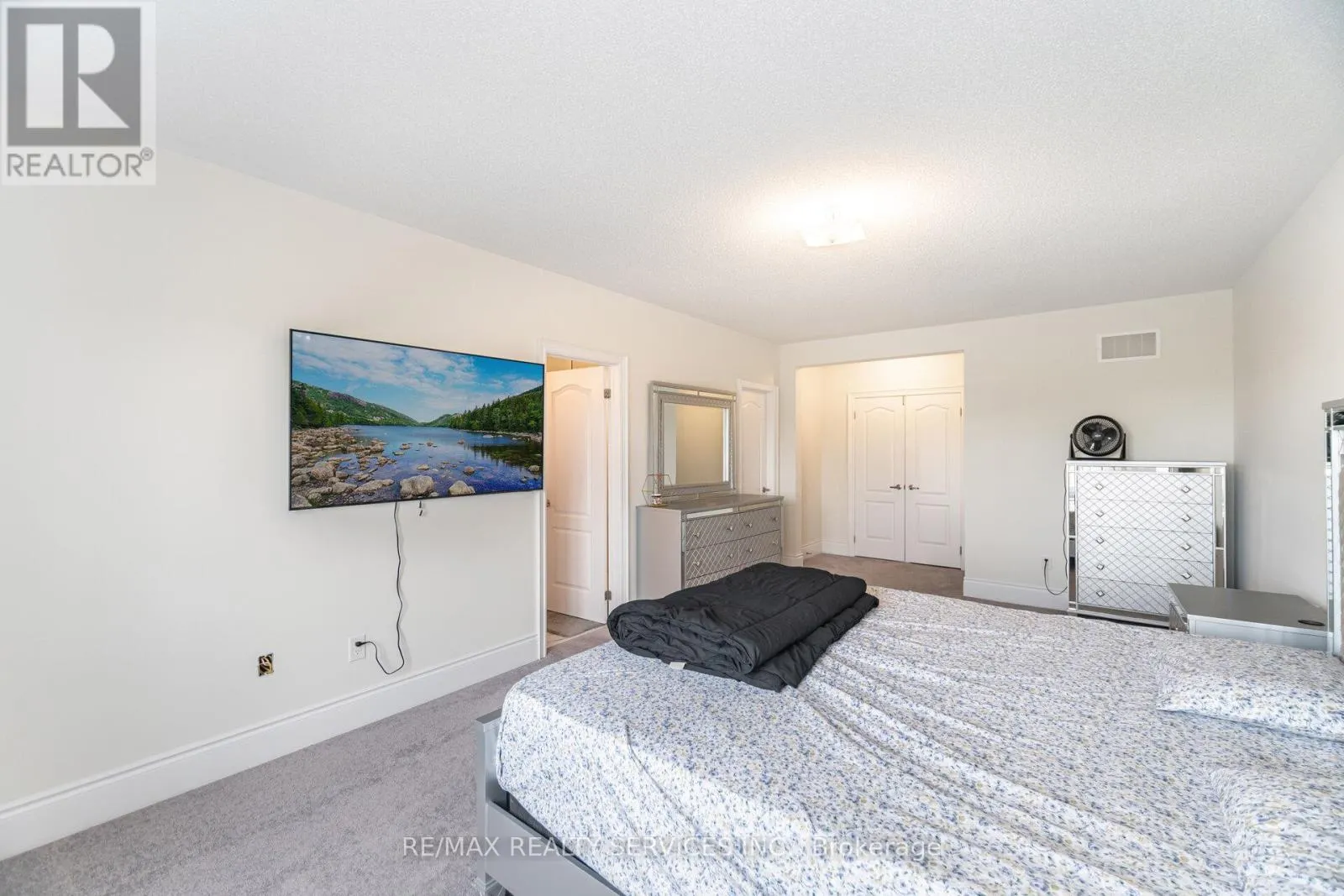 38 FOXSPARROW ROAD