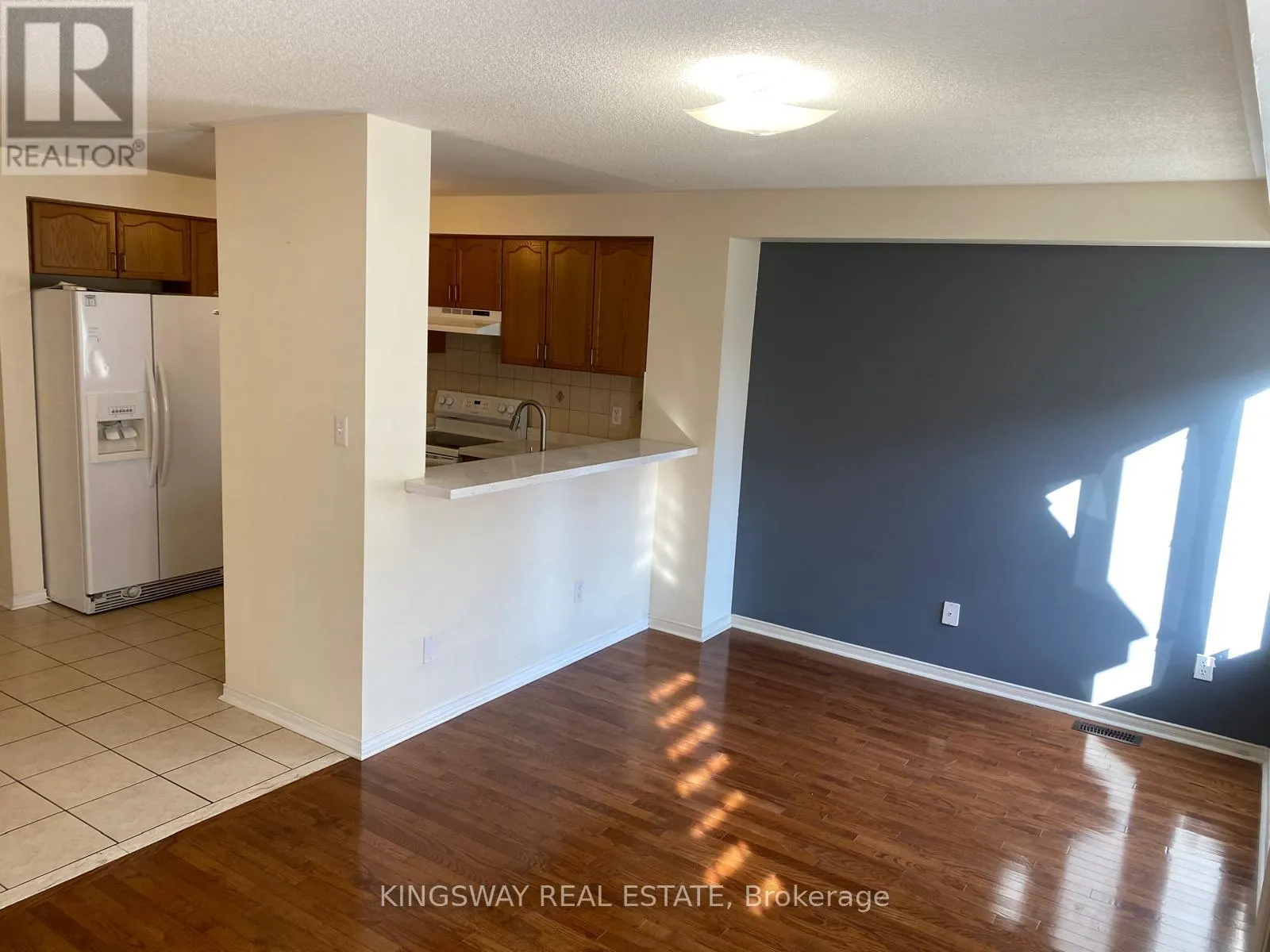 3022 MISSION HILL DRIVE