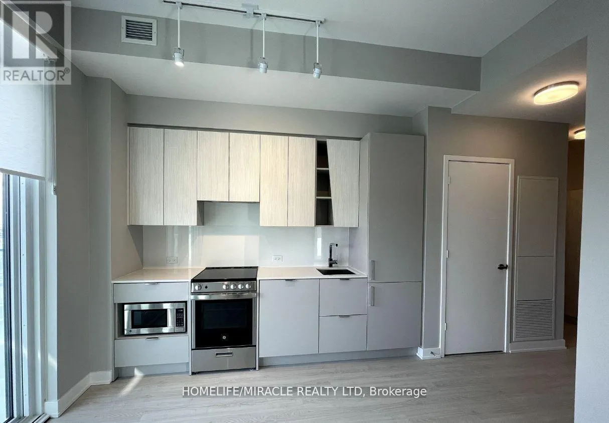 2311 - 3883 QUARTZ ROAD
