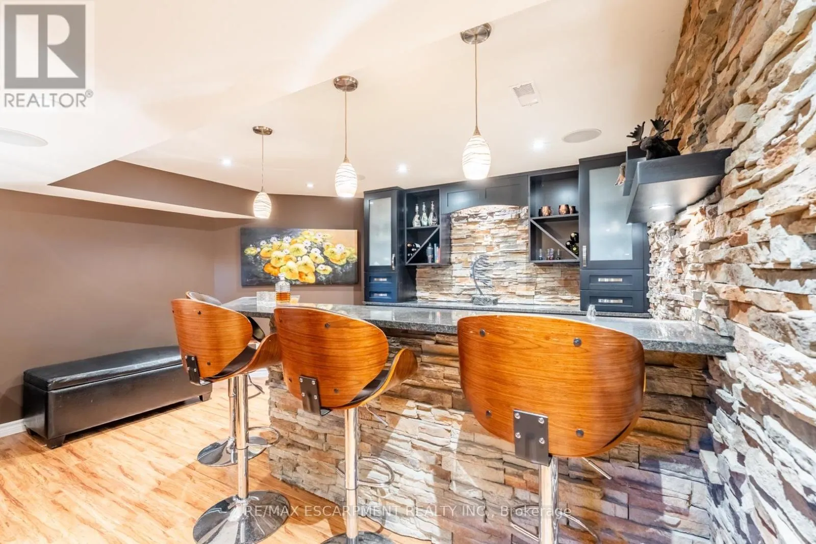 2338 NORLAND DRIVE