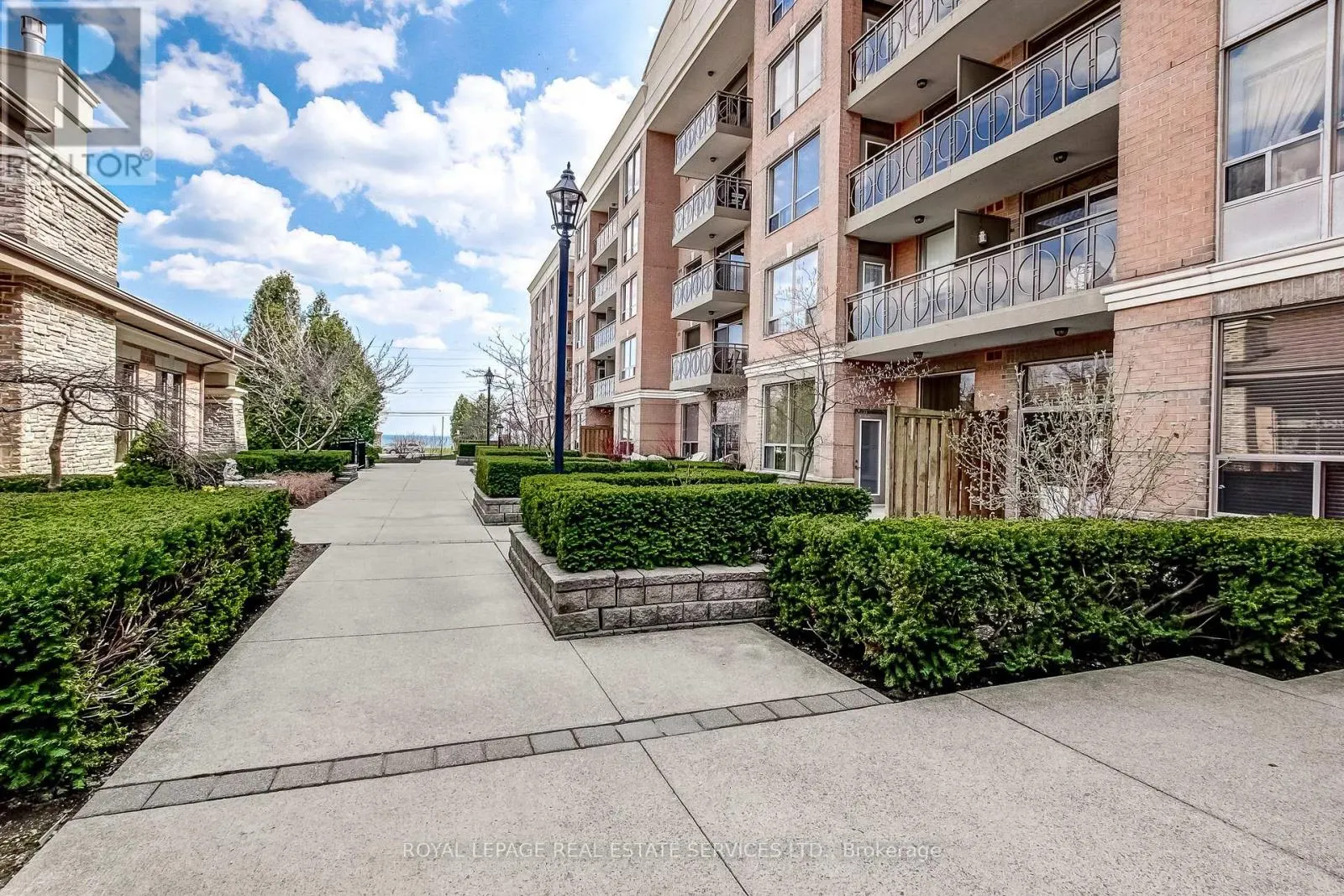 1509 - 100 BURLOAK DRIVE