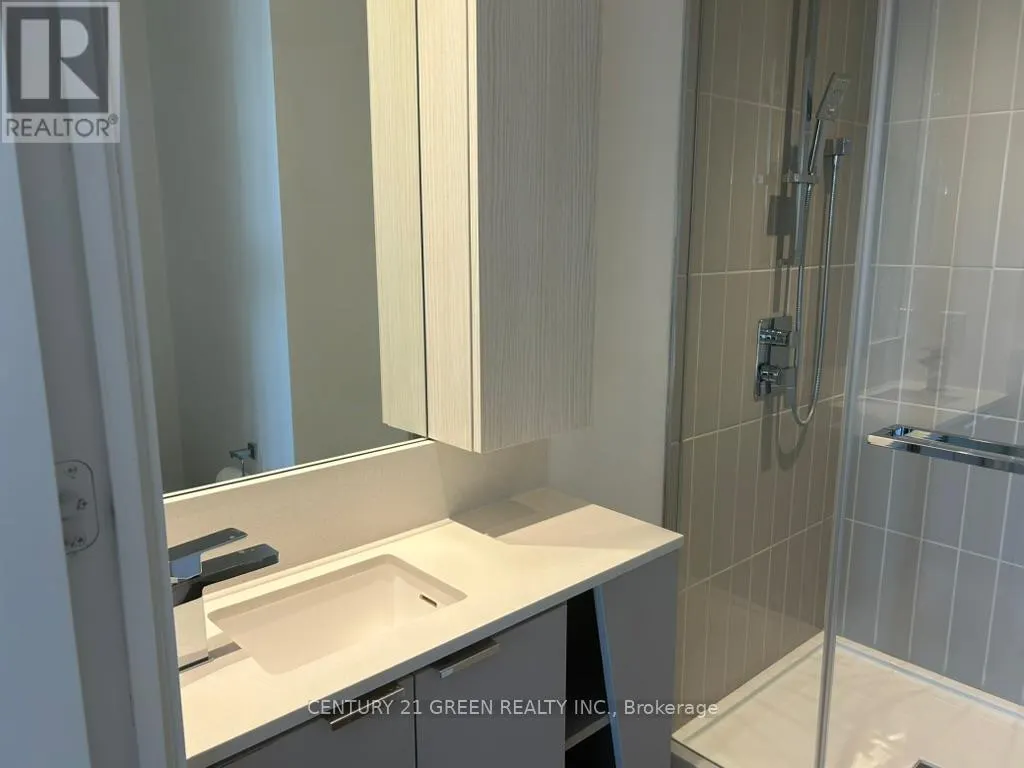 #2905 - 3883 QUARTZ ROAD