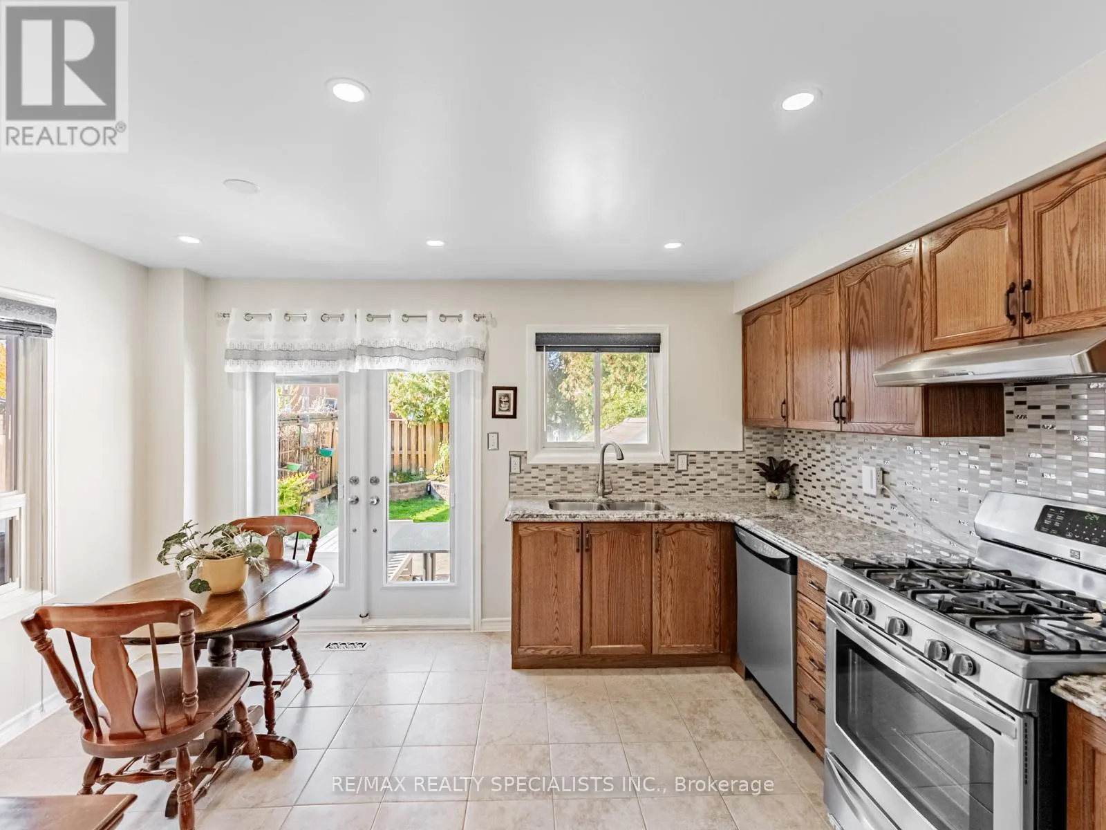 3859 CEDAR HEDGE RISE