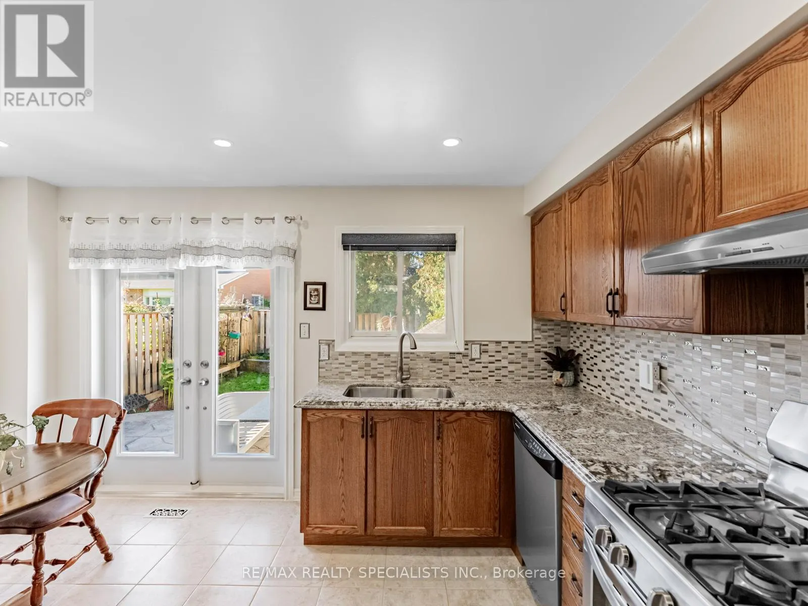 3859 CEDAR HEDGE RISE
