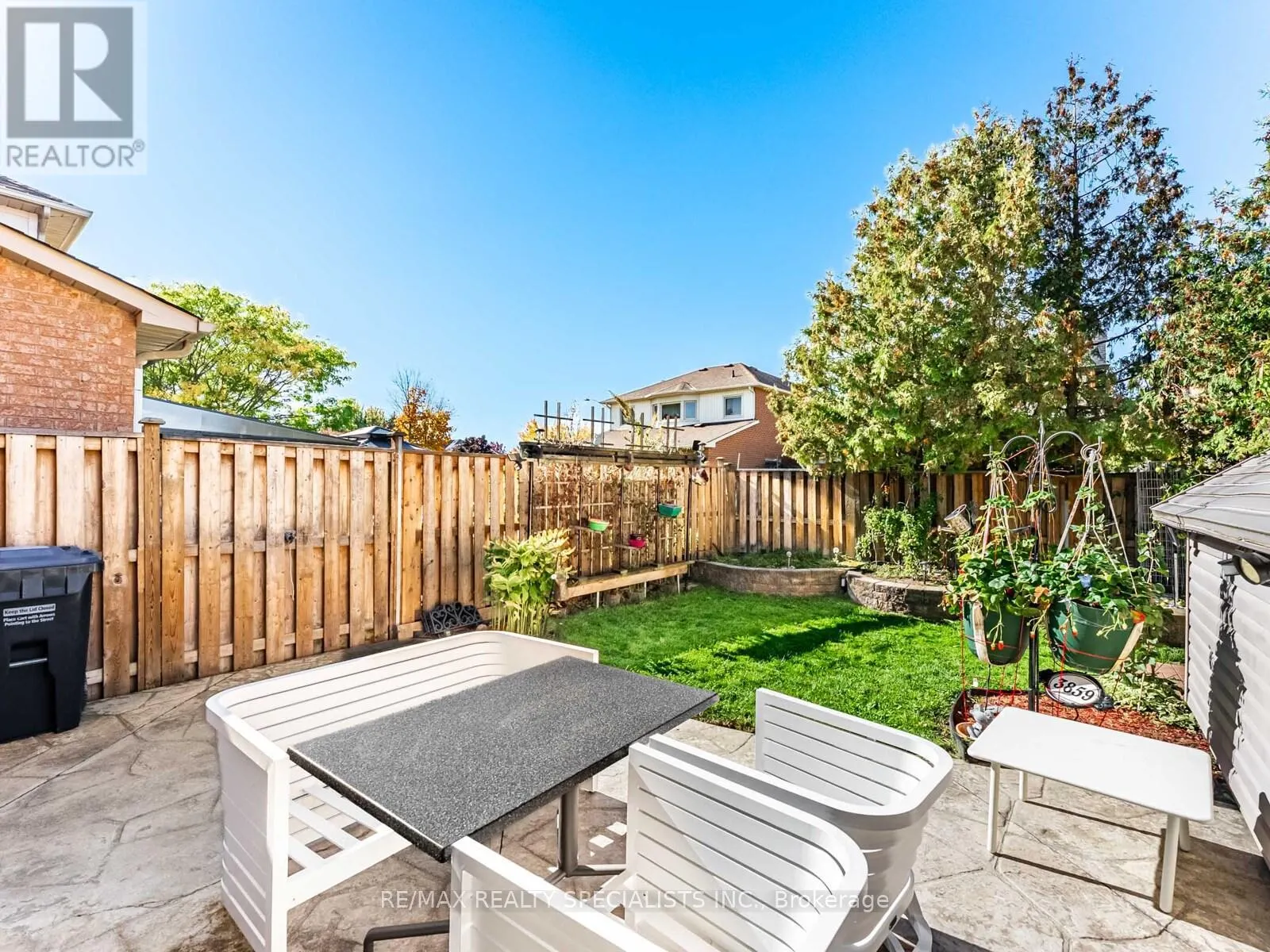 3859 CEDAR HEDGE RISE