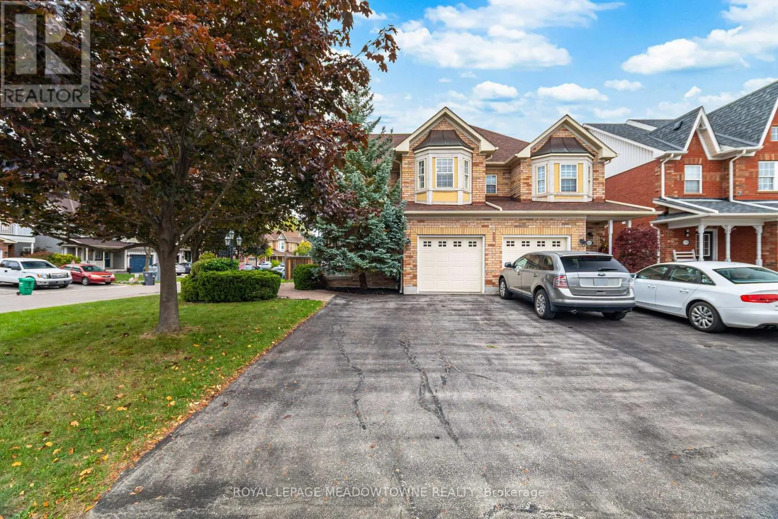 1137 MEADOWGROVE COURT