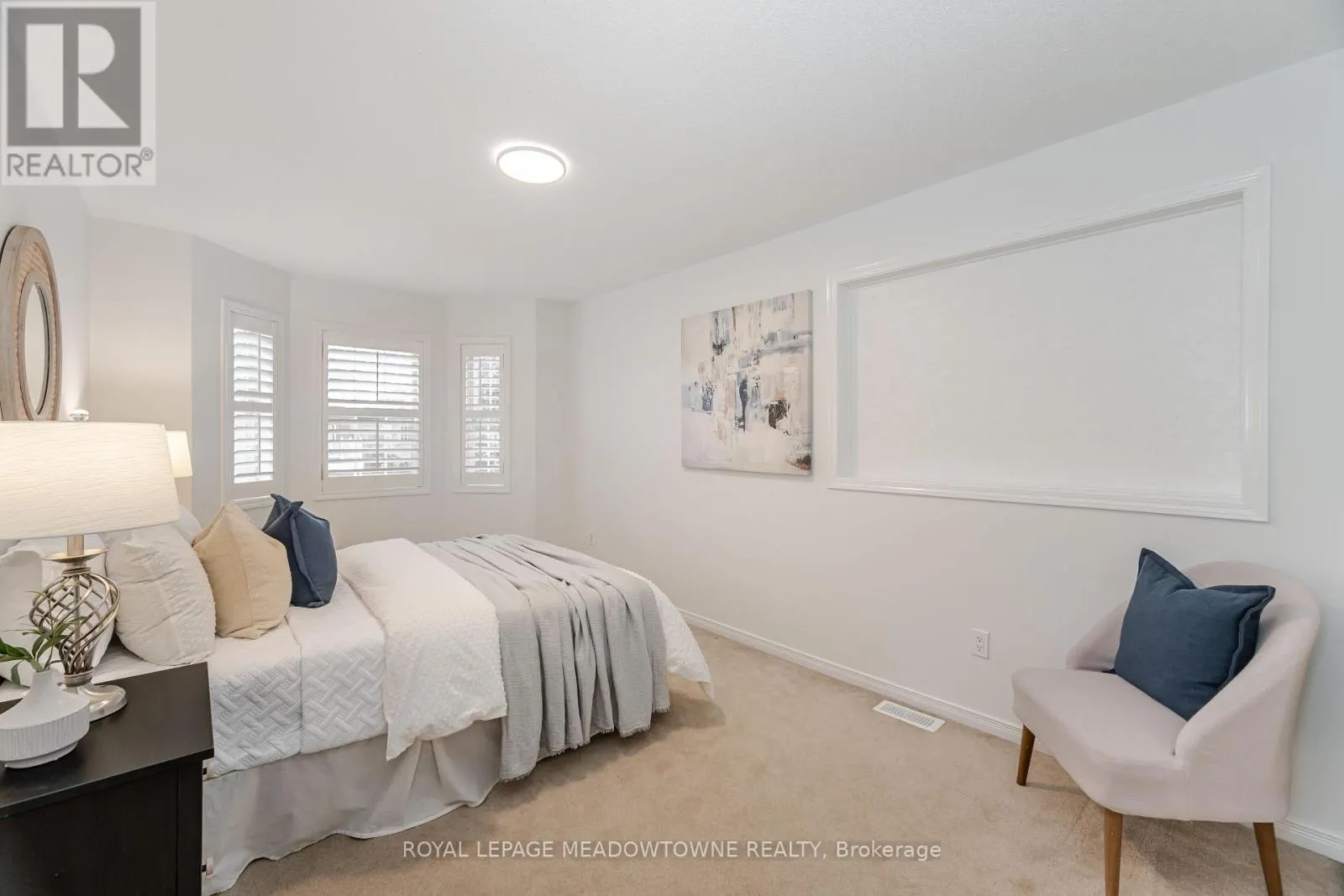 1137 MEADOWGROVE COURT