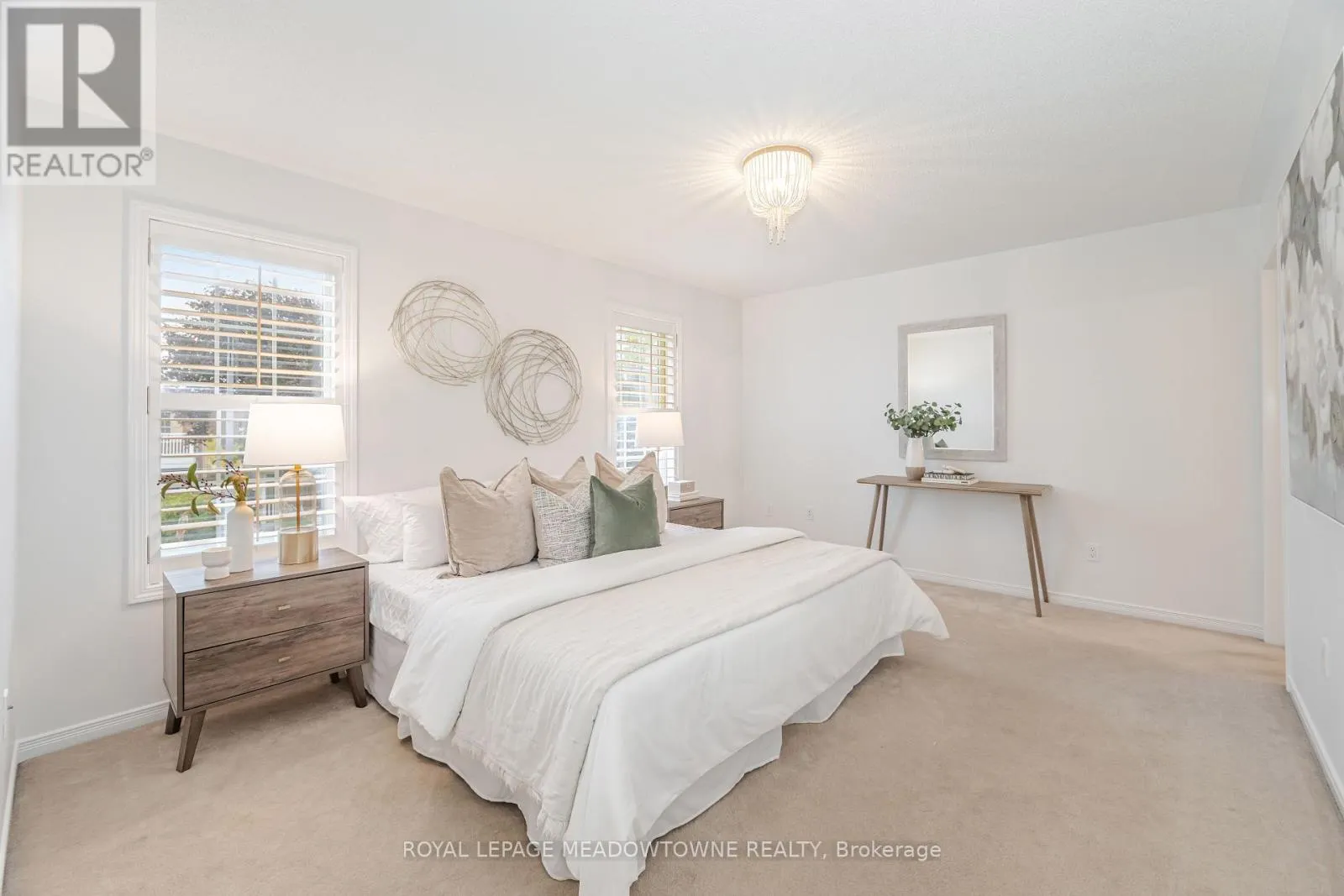 1137 MEADOWGROVE COURT