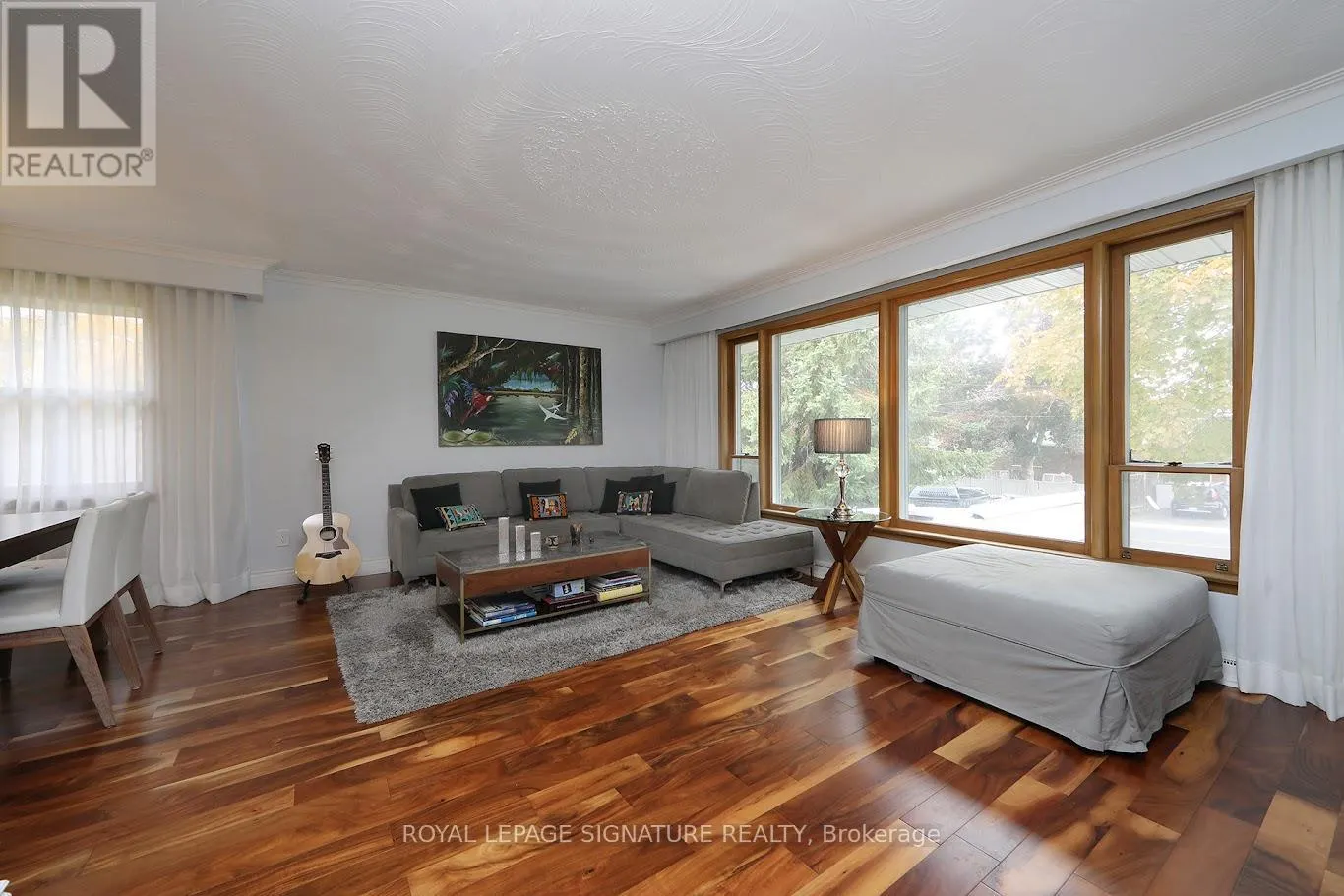 3 KEYWELL COURT
