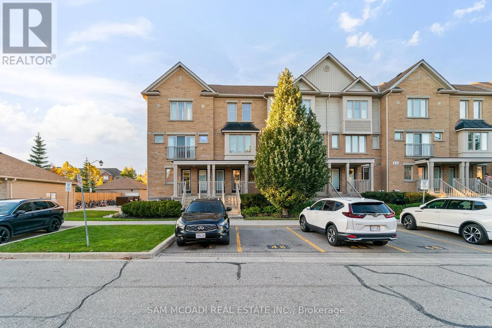 3250 BENTLEY DRIVE