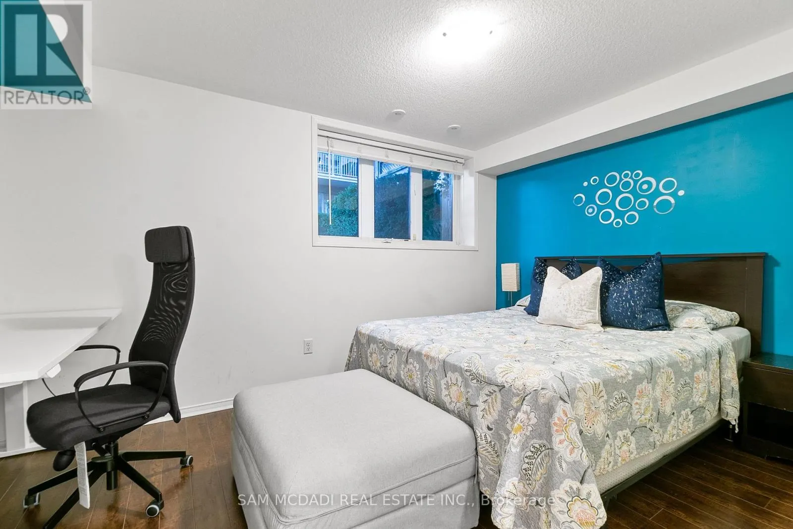 3250 BENTLEY DRIVE